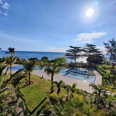 Ocean Point Beach Front Apartment Pointe aux Piments Kültér fotó